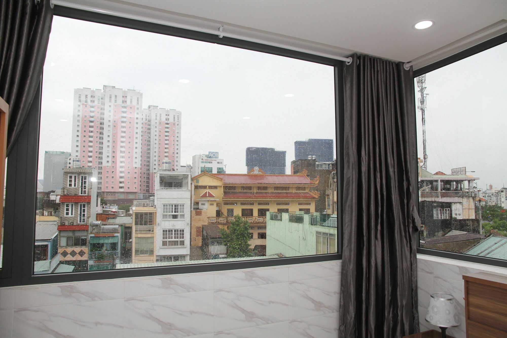 Saigon Inncrowd 2 Ho Şi Min Dış mekan fotoğraf